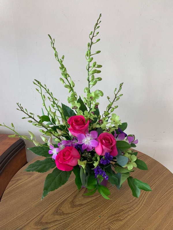 GLW119 - DENDROBIUM ORCHIDS, ROSES, GILLYFLOWERS AND GREENERY - SMALL