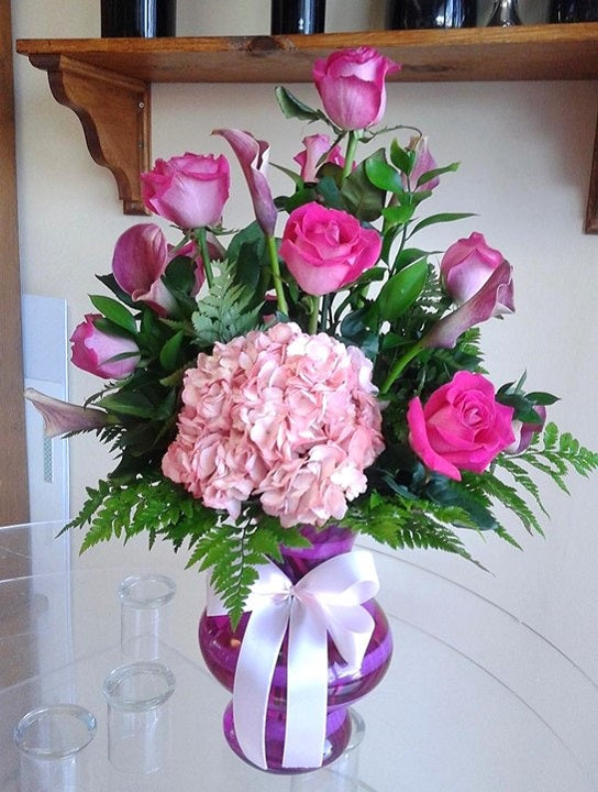 GLW154 - PINK ROSES, CALLAS AND HYDRANGEAS